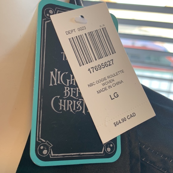 Hot Topic Nightmare Before Christmas Oogie Boogie button down tee Size L - Picture 3 of 4